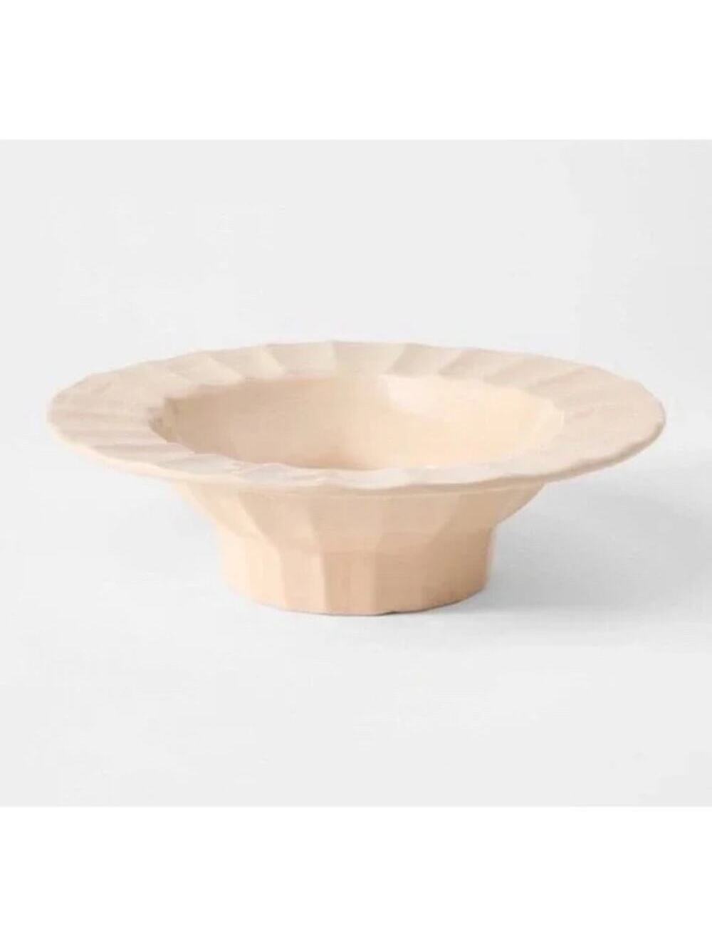 Threshold Studio McGee NWT Ceramic Hand-Molded Pedestal Bowl Pink Small Chipping